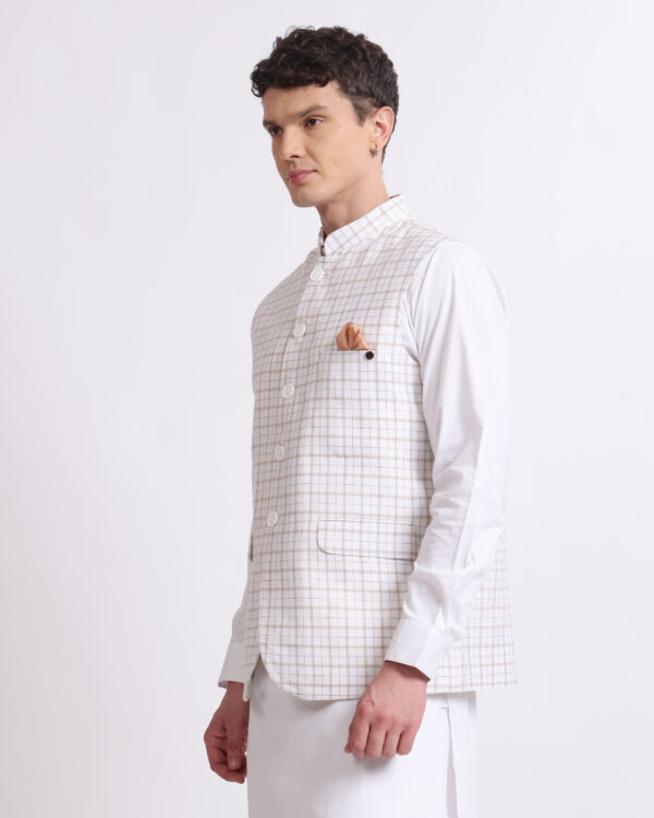 lc683 1 white check waistcoat